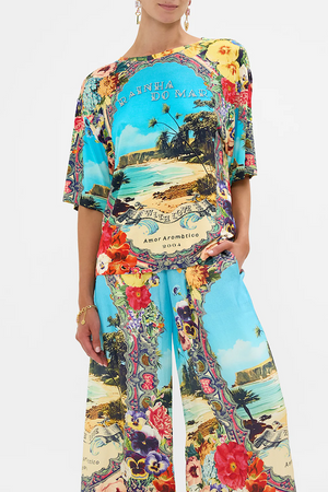 RELAXED BODY AND SLEEVE TEE