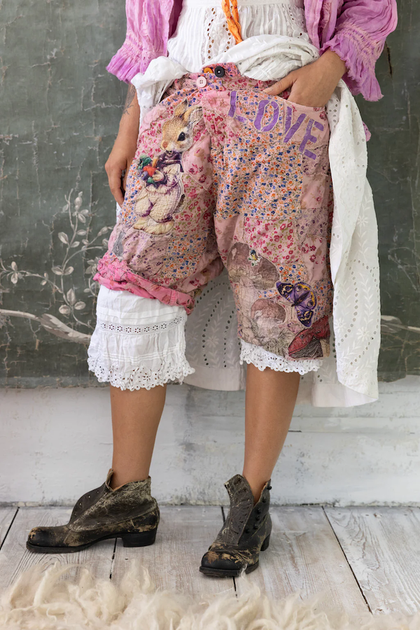 BE A POEM MINER SHORTS -  SHORTS 027