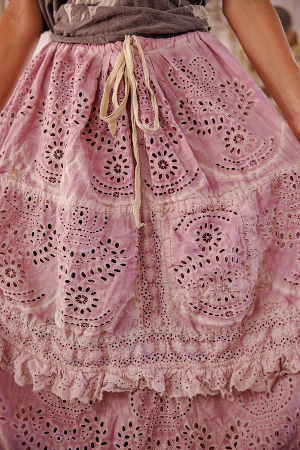 EYELET PISSARRO SKIRT - SKIRT 220 LYCHEE BLOSSOM