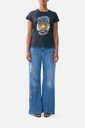 SLIM FIT ROUND NECK T-SHIRT