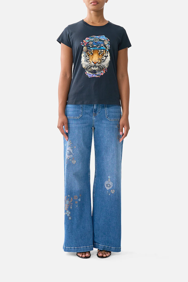 SLIM FIT ROUND NECK T-SHIRT