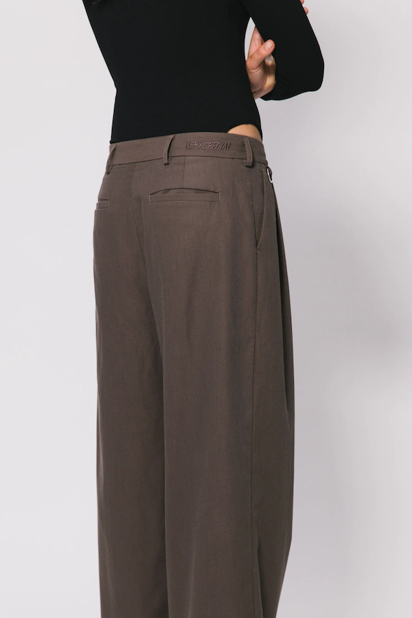 WESTWOOD PLEATED PANT - CHARCOAL
