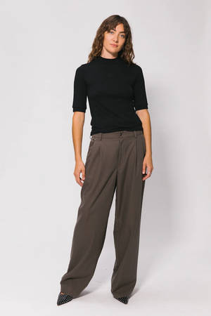 WESTWOOD PLEATED PANT - CHARCOAL
