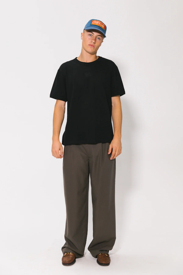 MESH FITTED TEE - BLACK