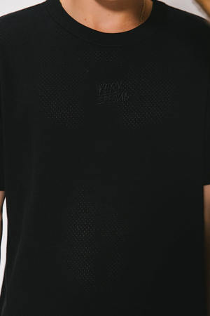 MESH FITTED TEE - BLACK