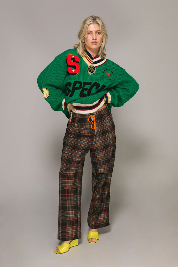 GREEN PATCH KNIT SWEATER
