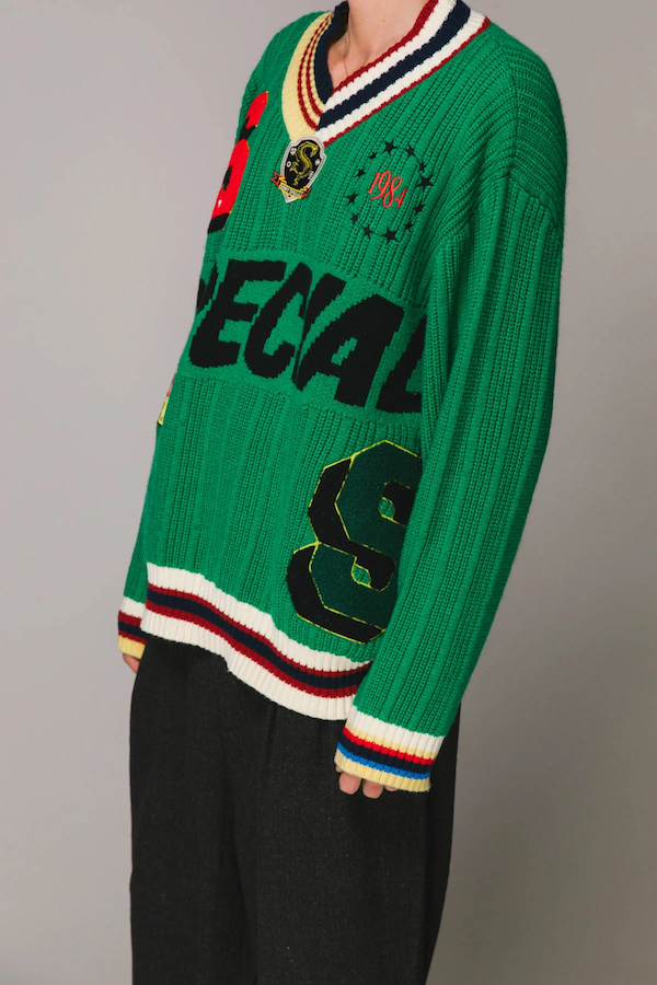 GREEN PATCH KNIT SWEATER