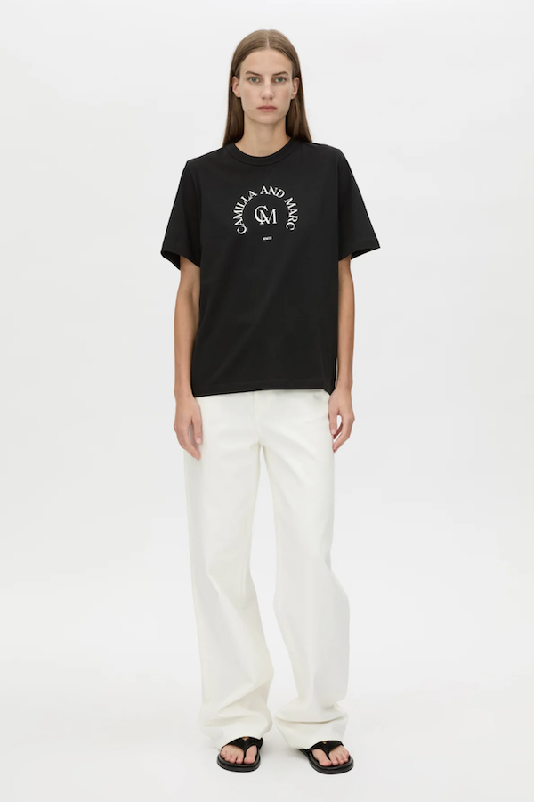 KARINE GRAPHIC TEE BLACK