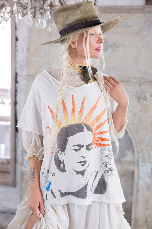 FRIDA DEL SOL TEE - TOP 2021