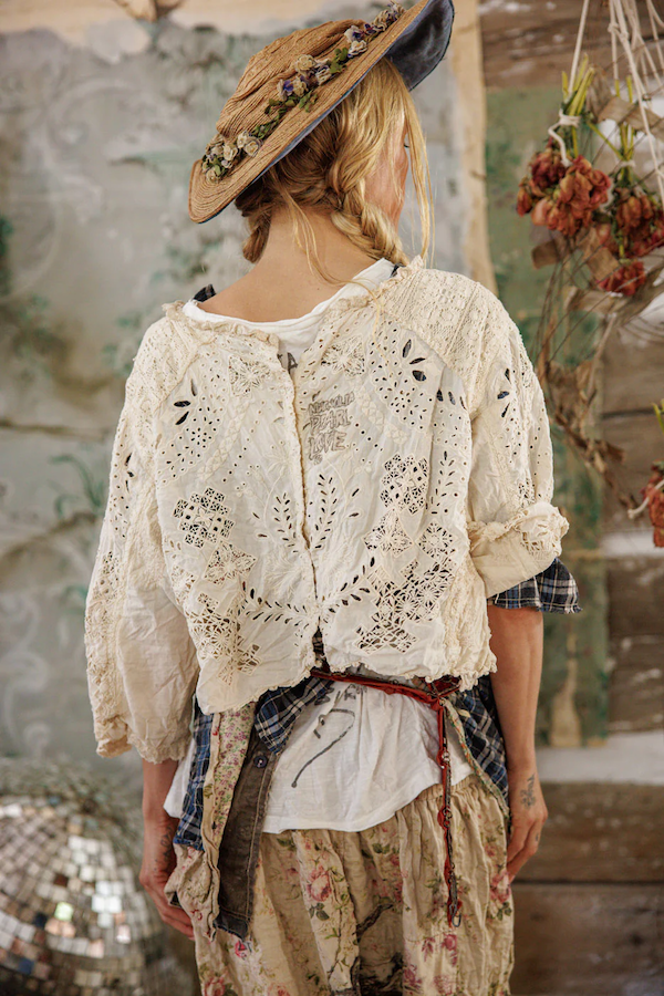 EYELET ADELISE BLOUSE - TOP 2260 ANTIQUE WHITE