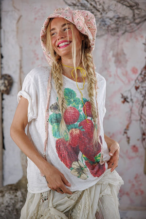 STRAWBERRY BLOOMS TEE - TOP 2361