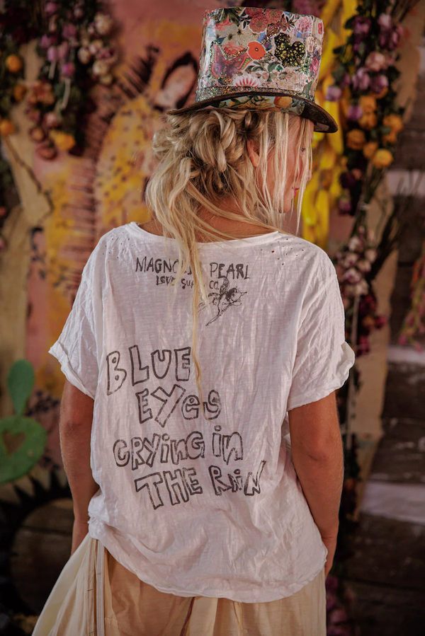 BLUE EYES WILLIE NELSON TEE - TOP 2846