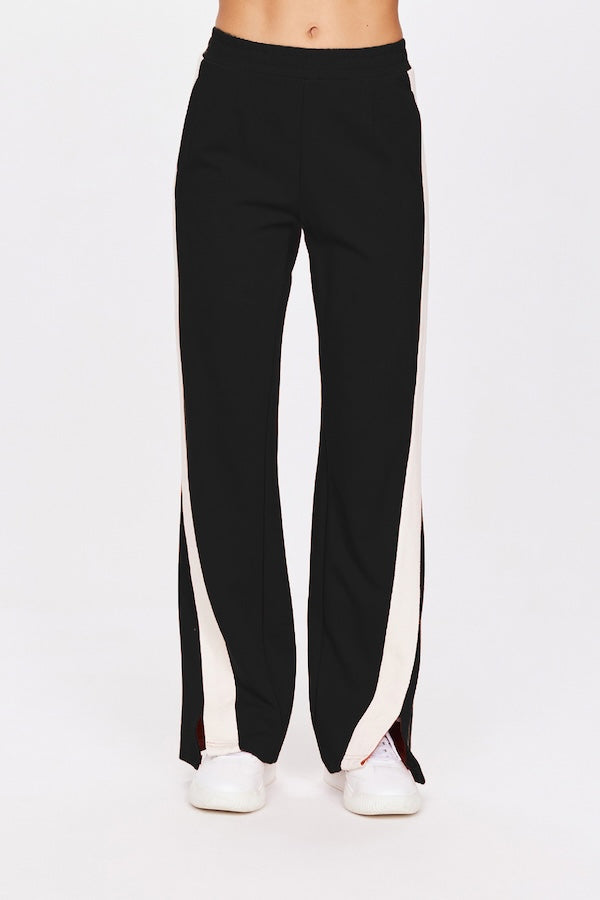 PETRA FLARE PANT - BLACK