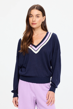 BONITA V NECK KNIT - NAVY