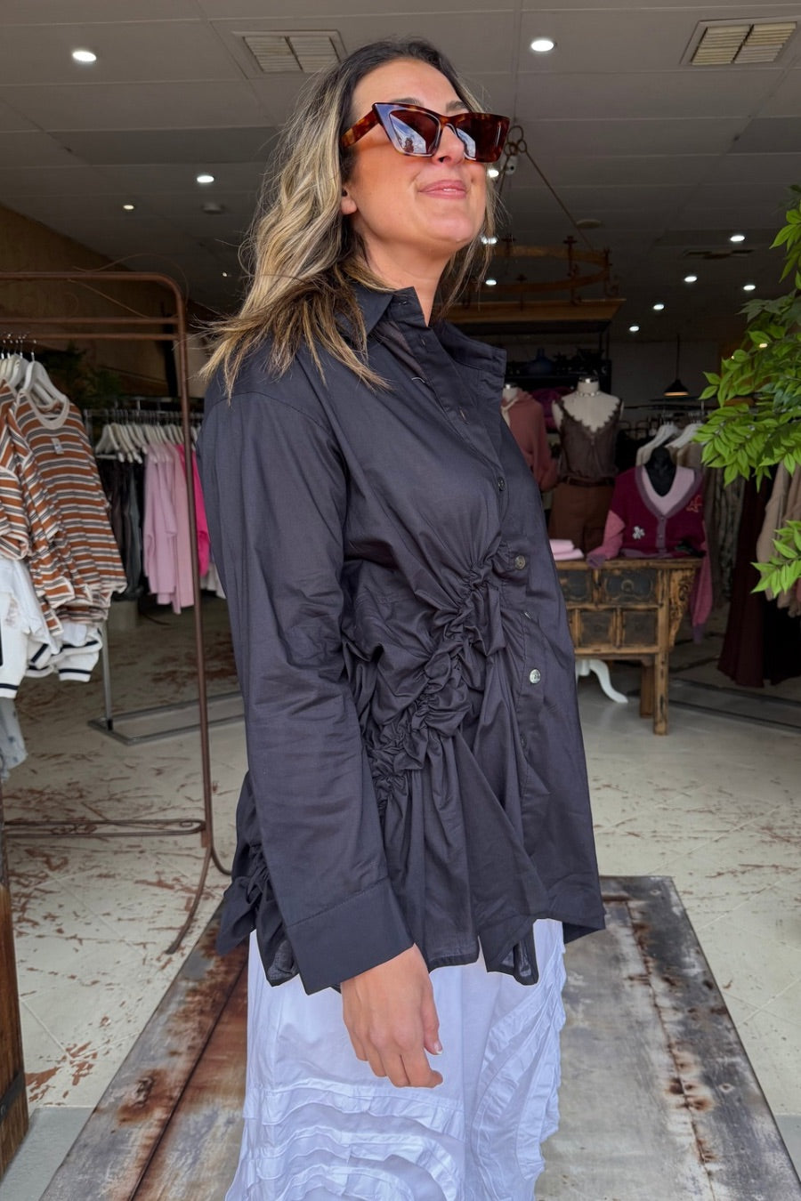 MOYURU GR97 BLOUSE - BLACK
