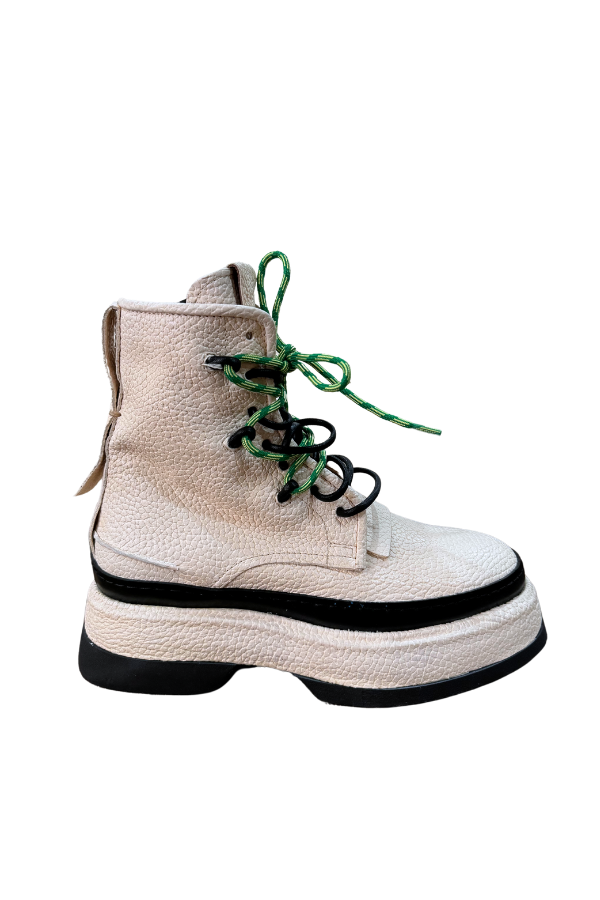 AS 98 LACED ANKLE BOOTS MILK
