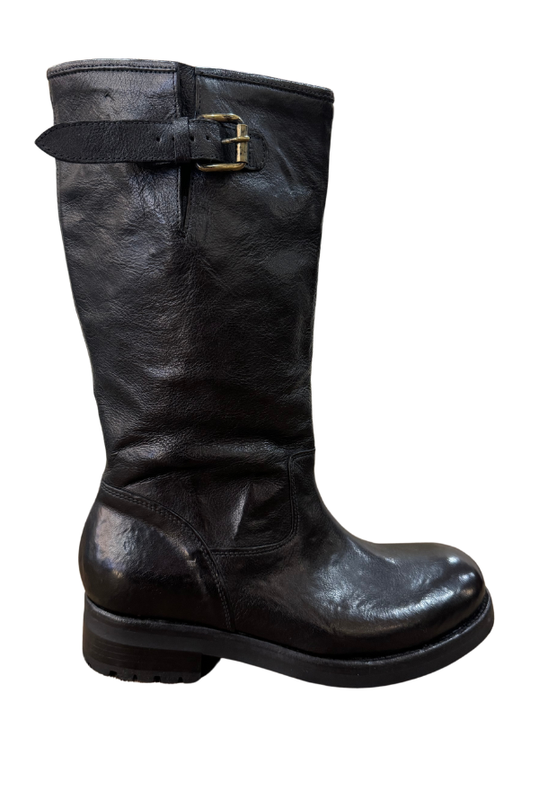 CLASSIC LAND BOOTS (TALL) - BLACK