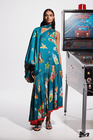 ROLLERS GOWN