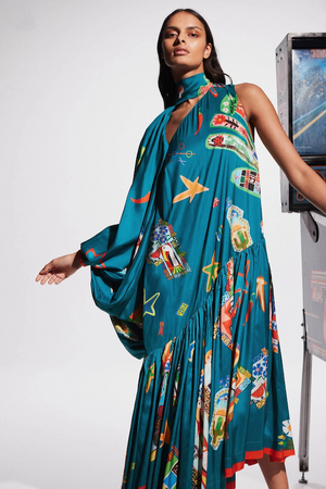 ROLLERS GOWN