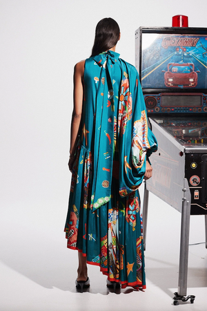 ROLLERS GOWN