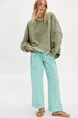 TOTAL ECLIPSE TEE - OIL GREEN