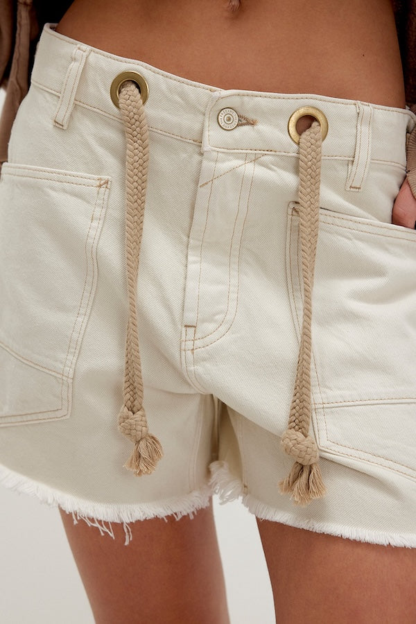 MOXIE SHORTS - IVORY