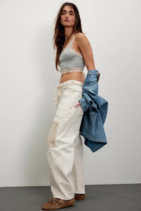 MOXIE PULL ON BARRELL JEANS - WHITE