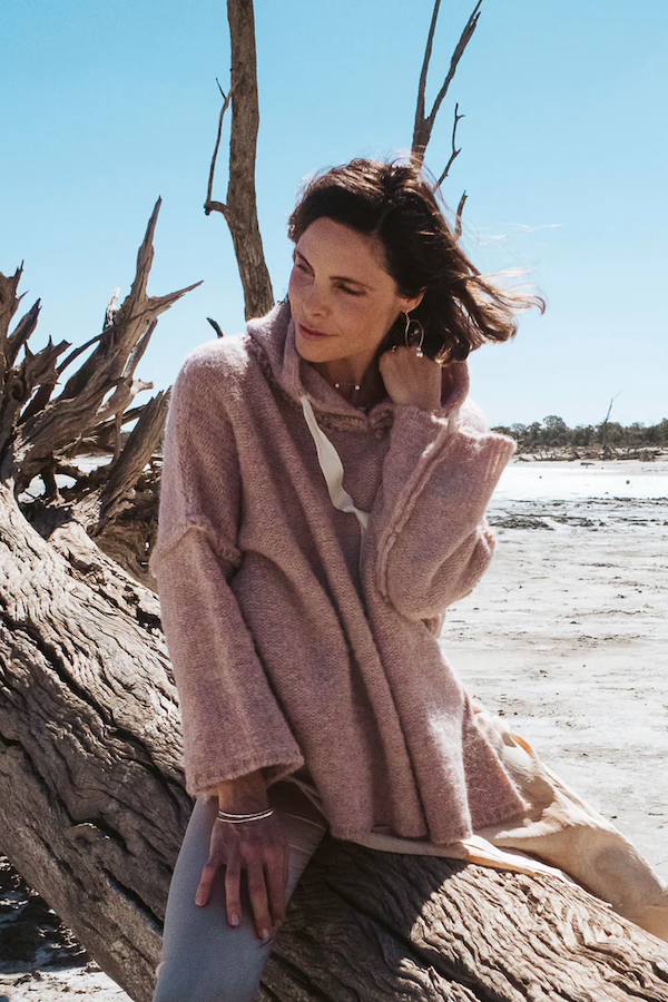AMANO COLAB ALPACA HOODIE WITH DRAWSTRING - BLUSH
