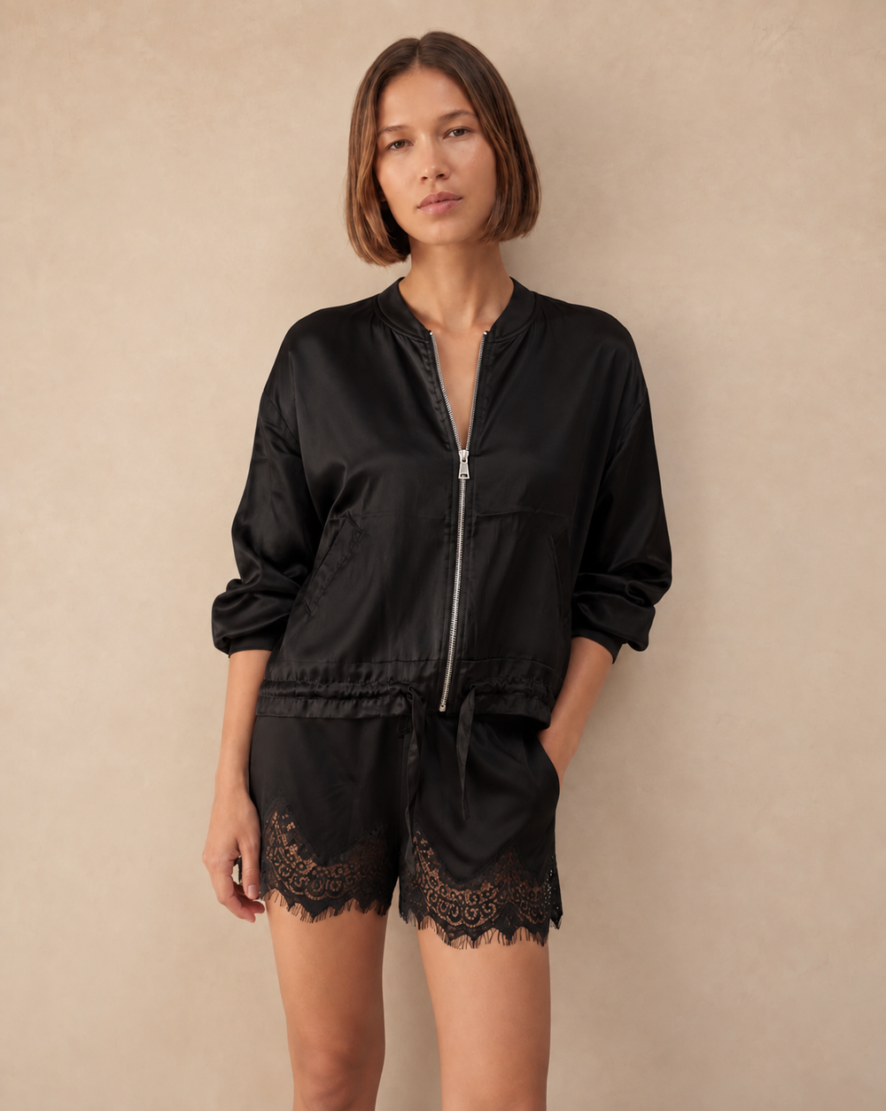 SOLANGE SHORTS - BLACK