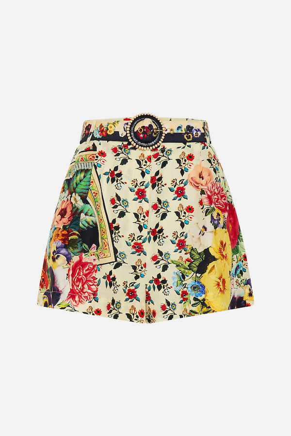 TUCK FRONT SHORT