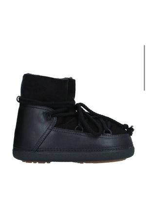 CLASSIC WEDGE BLACK